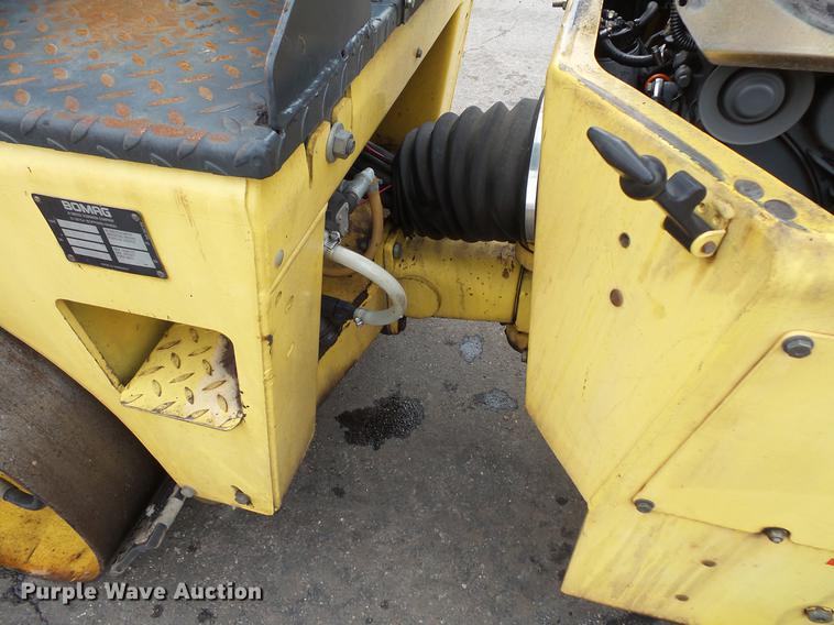 image for item DW9548 2002 Bomag BW120AD-3 double drum vibratory roller