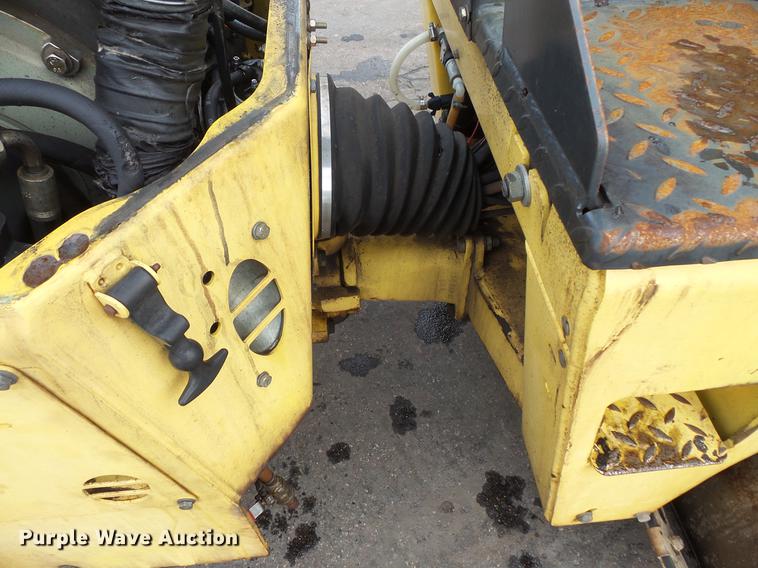 image for item DW9548 2002 Bomag BW120AD-3 double drum vibratory roller