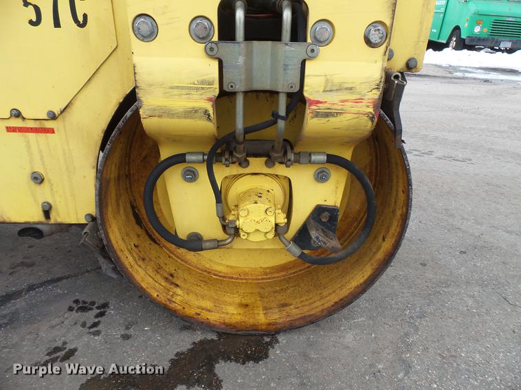 image for item DW9548 2002 Bomag BW120AD-3 double drum vibratory roller