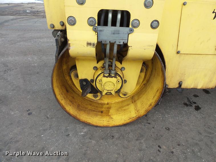 image for item DW9548 2002 Bomag BW120AD-3 double drum vibratory roller