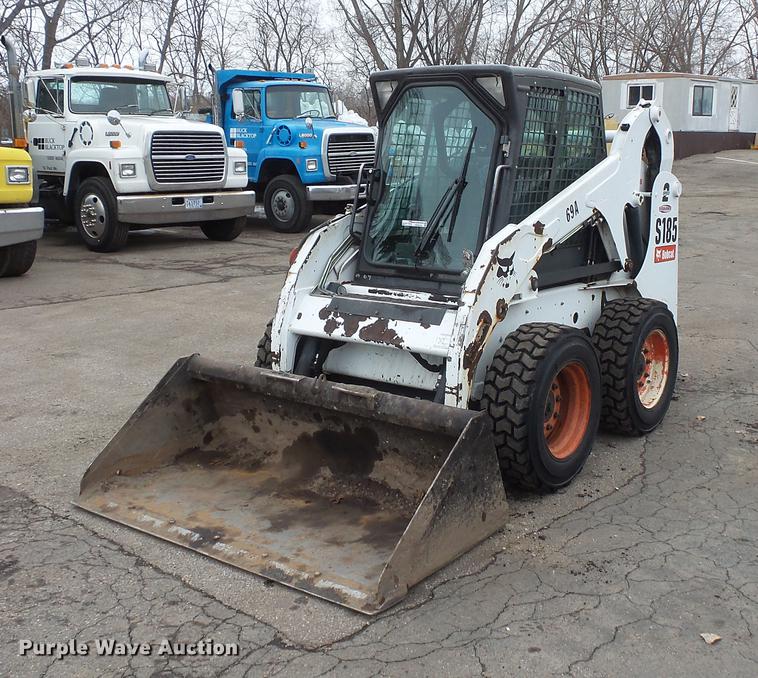 image for item DW9556 2012 Bobcat S185 skid steer