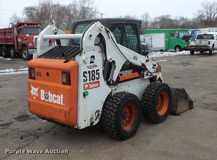image for item DW9556 2012 Bobcat S185 skid steer