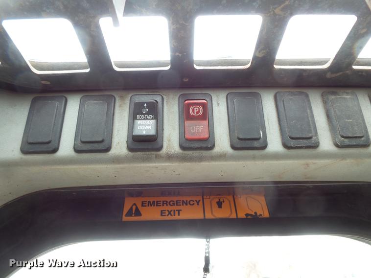 image for item DW9556 2012 Bobcat S185 skid steer