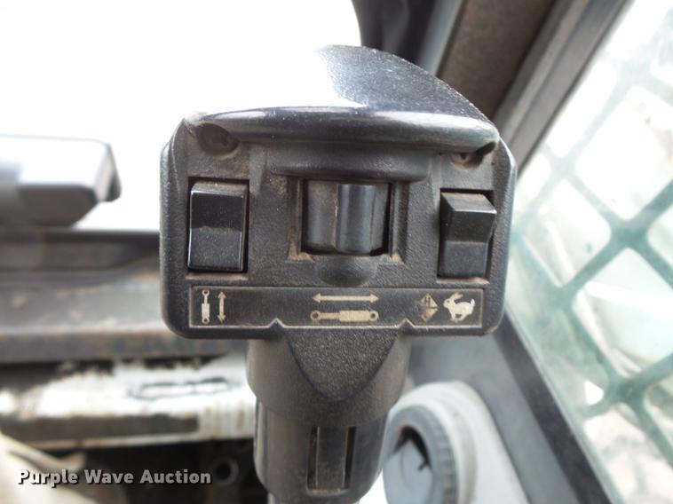 image for item DW9556 2012 Bobcat S185 skid steer