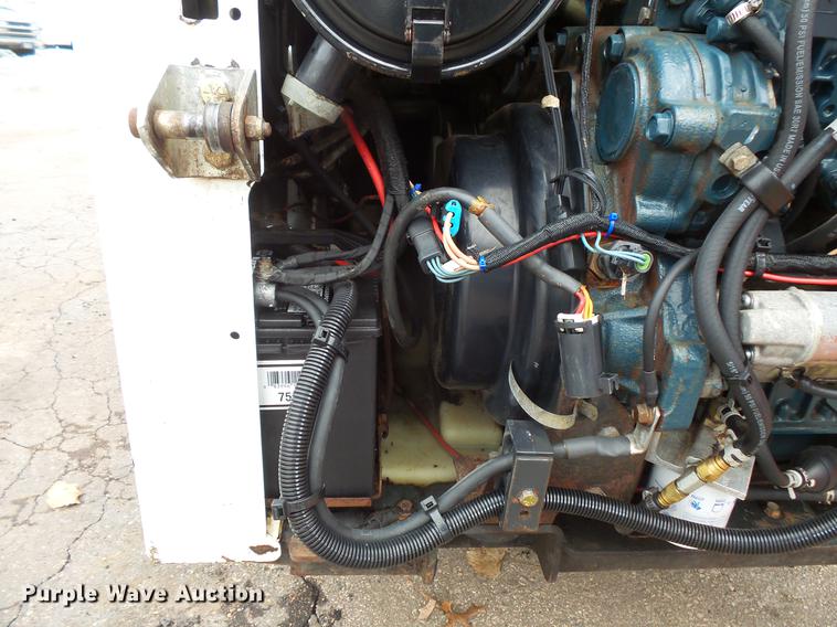 image for item DW9556 2012 Bobcat S185 skid steer