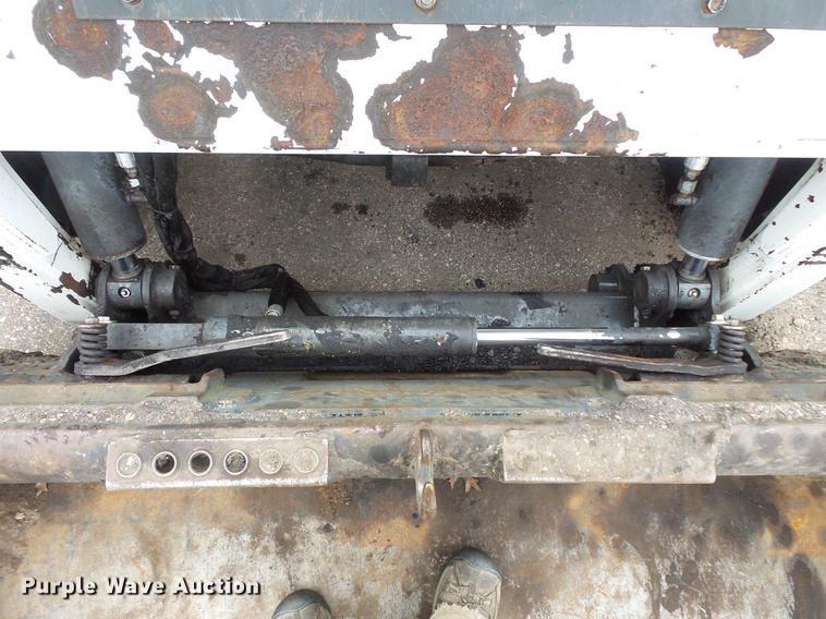 image for item DW9556 2012 Bobcat S185 skid steer