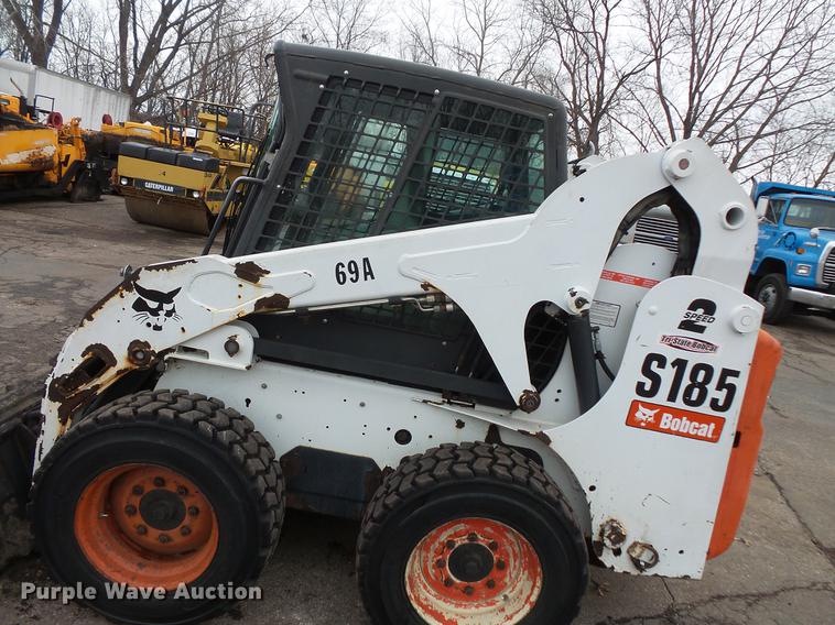 image for item DW9556 2012 Bobcat S185 skid steer