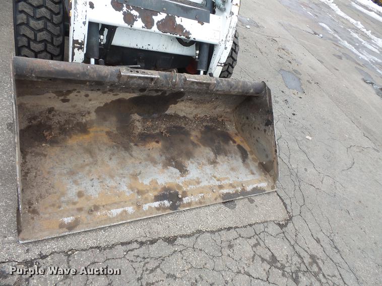 image for item DW9556 2012 Bobcat S185 skid steer