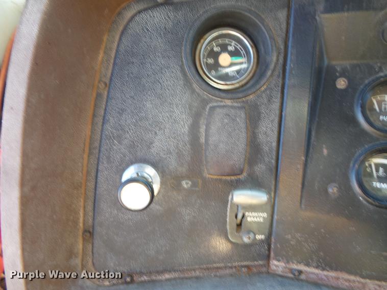 image for item DW9558 1984 Ford 8000 dump truck