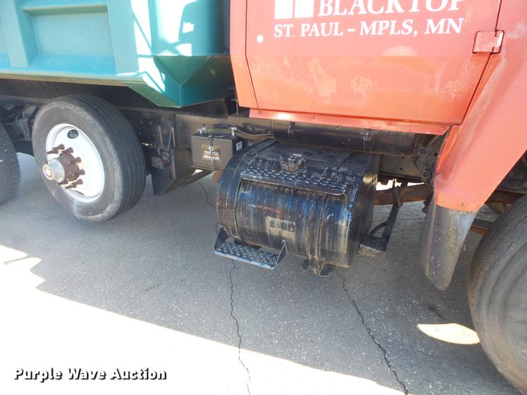 image for item DW9558 1984 Ford 8000 dump truck