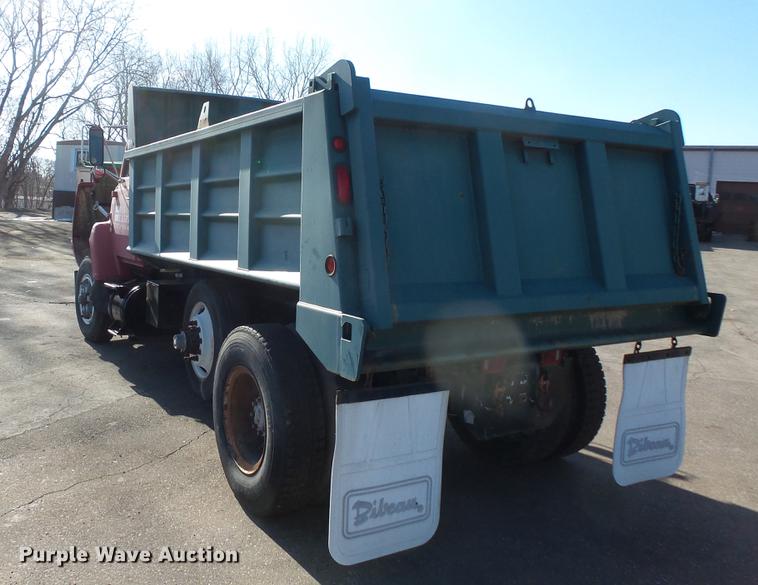 image for item DW9558 1984 Ford 8000 dump truck