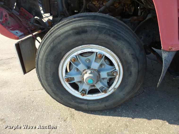 image for item DW9558 1984 Ford 8000 dump truck