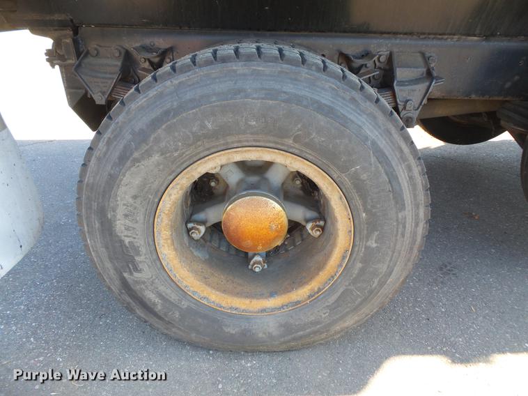 image for item DW9558 1984 Ford 8000 dump truck