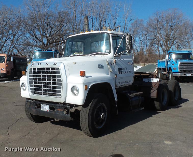 image for item DW9559 1981 Ford LT9000 semi truck