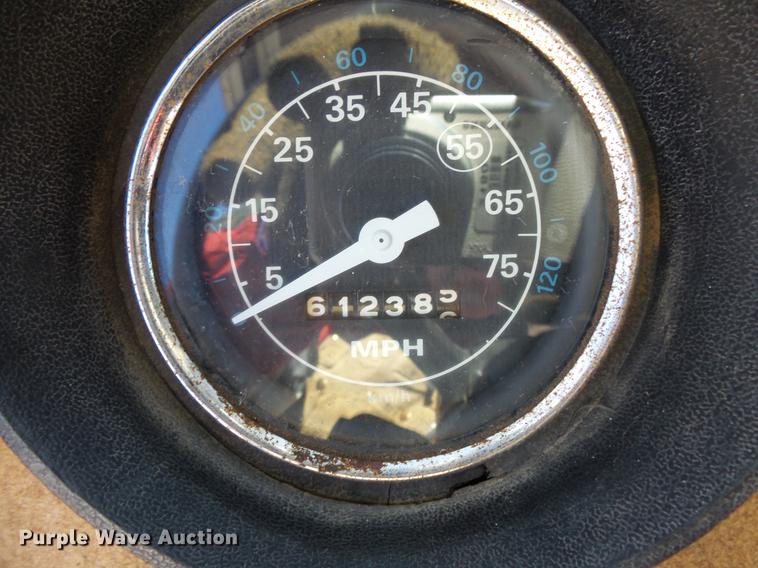 image for item DW9559 1981 Ford LT9000 semi truck