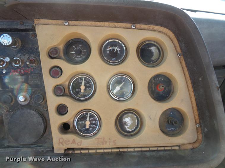 image for item DW9559 1981 Ford LT9000 semi truck