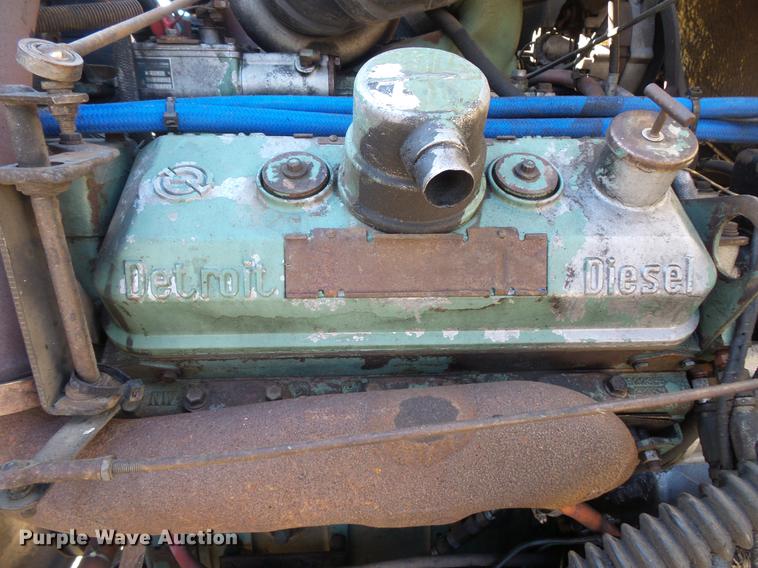 image for item DW9559 1981 Ford LT9000 semi truck