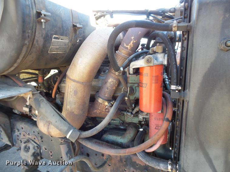 image for item DW9559 1981 Ford LT9000 semi truck