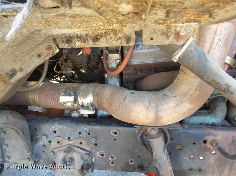 image for item DW9559 1981 Ford LT9000 semi truck