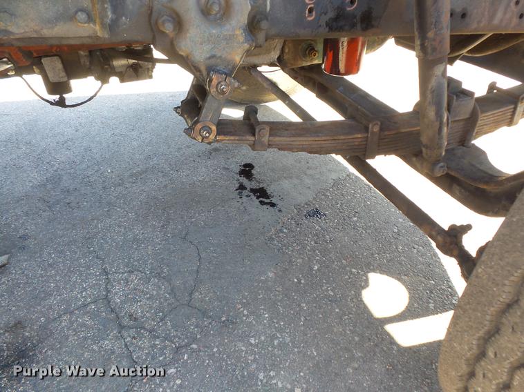 image for item DW9559 1981 Ford LT9000 semi truck