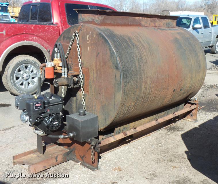 image for item DW9560 Tar storage tank