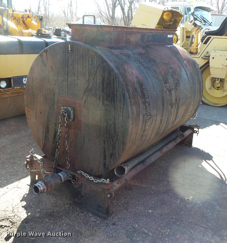 image for item DW9560 Tar storage tank
