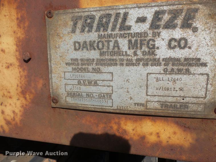 image for item DW9561 1985 Trail-Eze LP30T44 drop deck equipment trailer