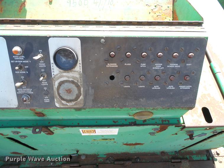 image for item DW9562 1988 Barber Greene BG225B paver