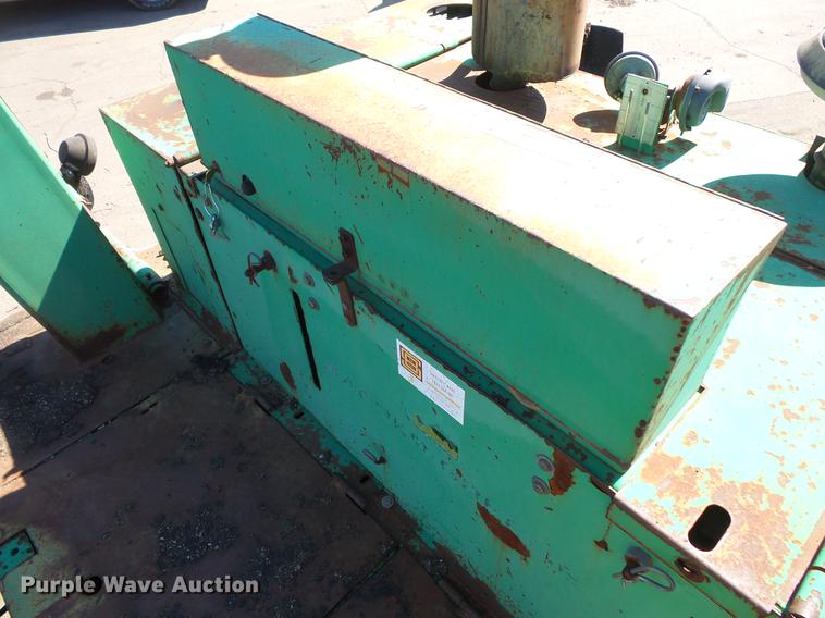 image for item DW9562 1988 Barber Greene BG225B paver