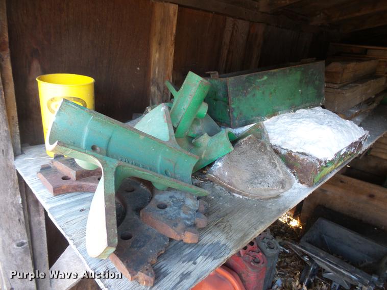 image for item DW9562 1988 Barber Greene BG225B paver