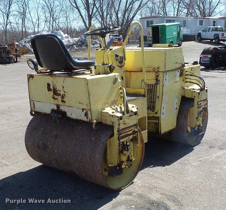 image for item DW9563 Bomag BW120AD double drum roller