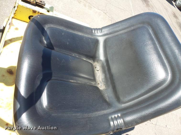 image for item DW9563 Bomag BW120AD double drum roller