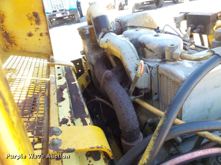 image for item DW9563 Bomag BW120AD double drum roller