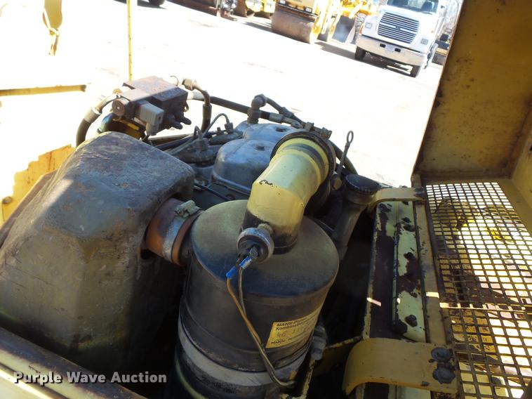 image for item DW9563 Bomag BW120AD double drum roller