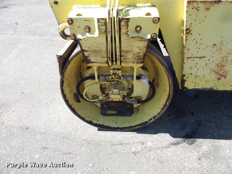 image for item DW9563 Bomag BW120AD double drum roller