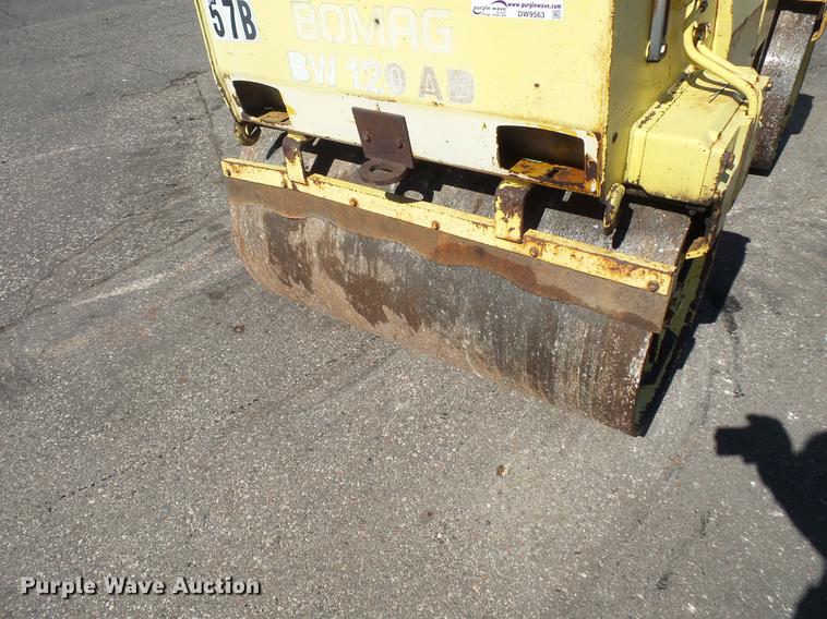 image for item DW9563 Bomag BW120AD double drum roller