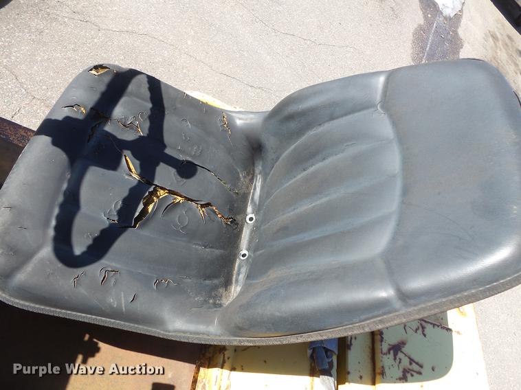 image for item DW9564 Bomag BW141AD double drum roller