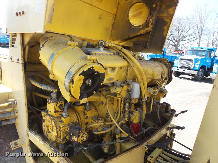 image for item DW9564 Bomag BW141AD double drum roller