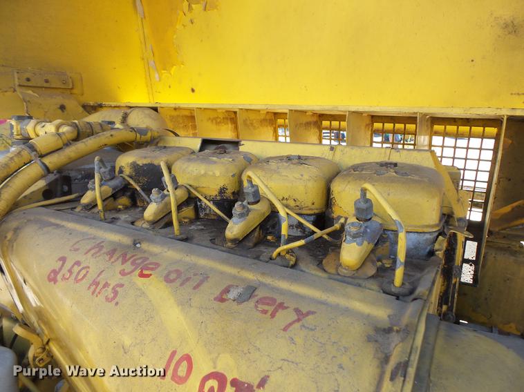 image for item DW9564 Bomag BW141AD double drum roller