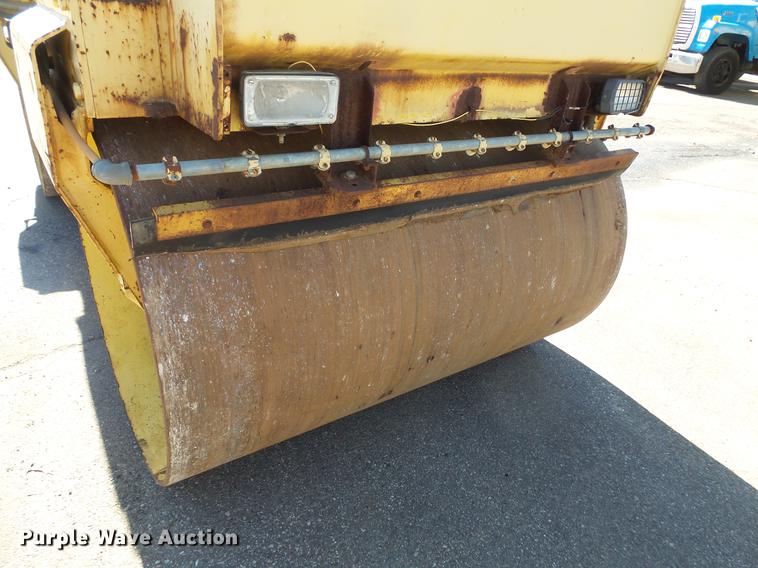 image for item DW9564 Bomag BW141AD double drum roller
