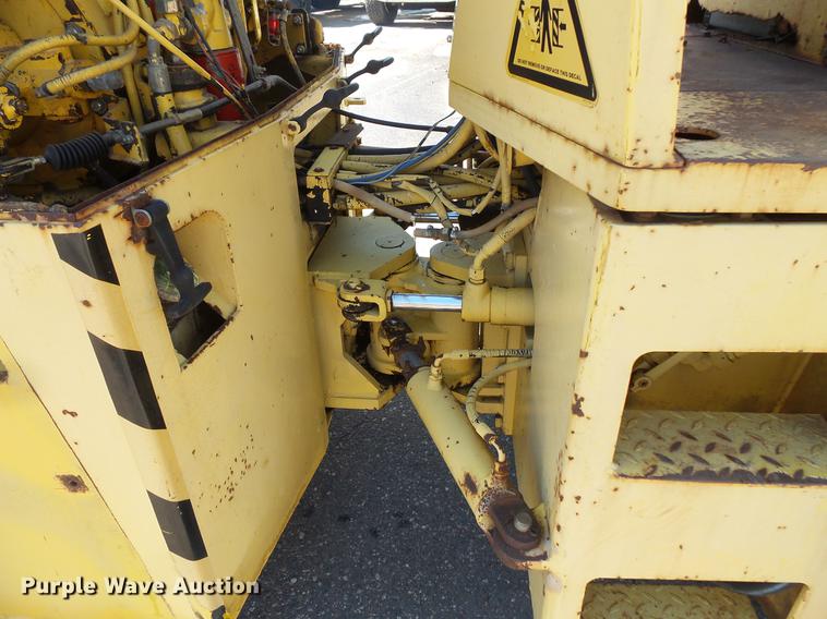 image for item DW9564 Bomag BW141AD double drum roller