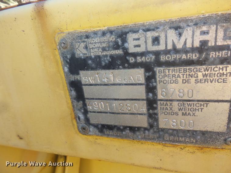 image for item DW9564 Bomag BW141AD double drum roller