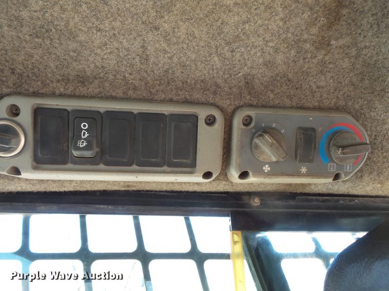 image for item DW9568 2005 Bobcat S185 skid steer