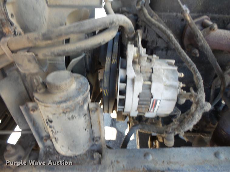 image for item DW9569 1984 Chevrolet Tiltmaster oil distributor truck