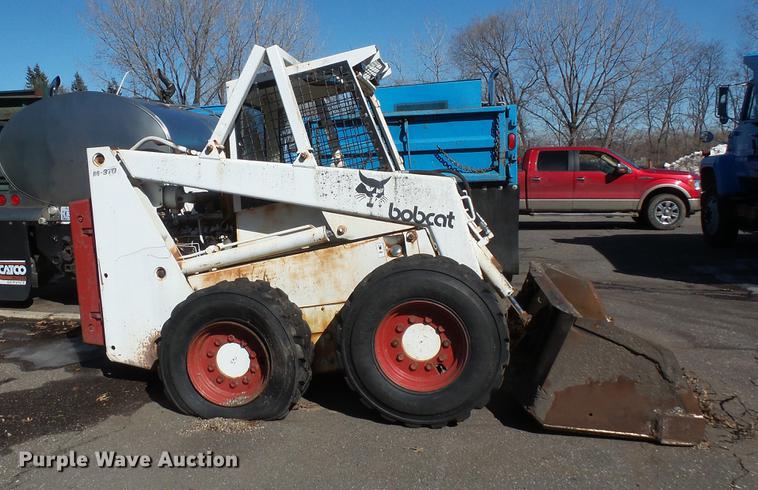 image for item DW9570 1973 Bobcat M970 skid steer