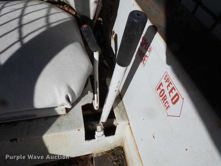 image for item DW9570 1973 Bobcat M970 skid steer