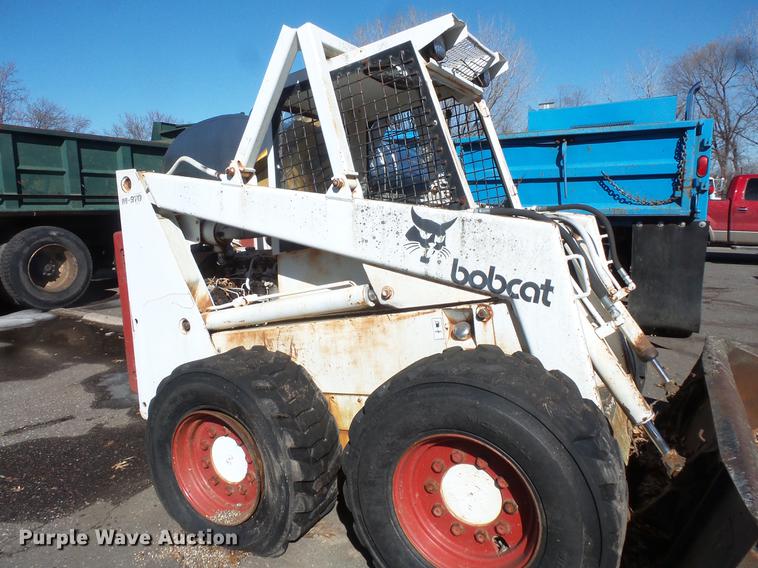 image for item DW9570 1973 Bobcat M970 skid steer