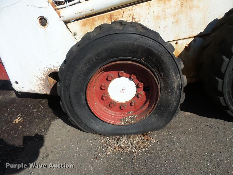 image for item DW9570 1973 Bobcat M970 skid steer