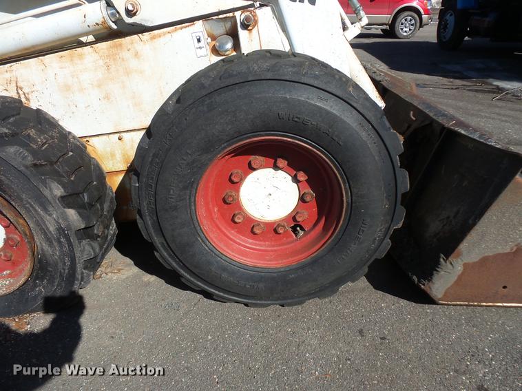 image for item DW9570 1973 Bobcat M970 skid steer