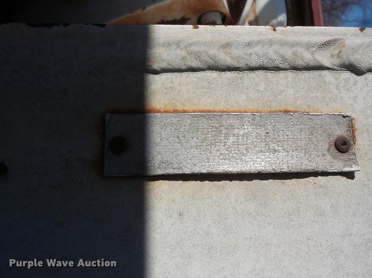 image for item DW9570 1973 Bobcat M970 skid steer